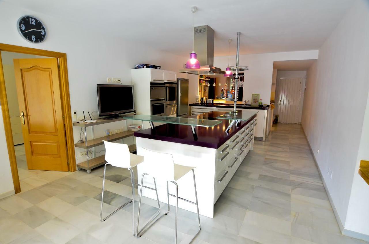 Alcazaba Beach Apartment 3302 Estepona Eksteriør billede