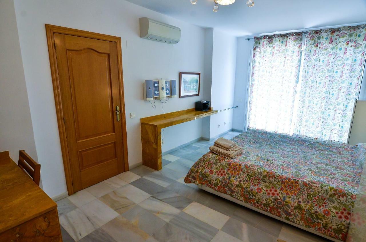 Alcazaba Beach Apartment 3302 Estepona Eksteriør billede